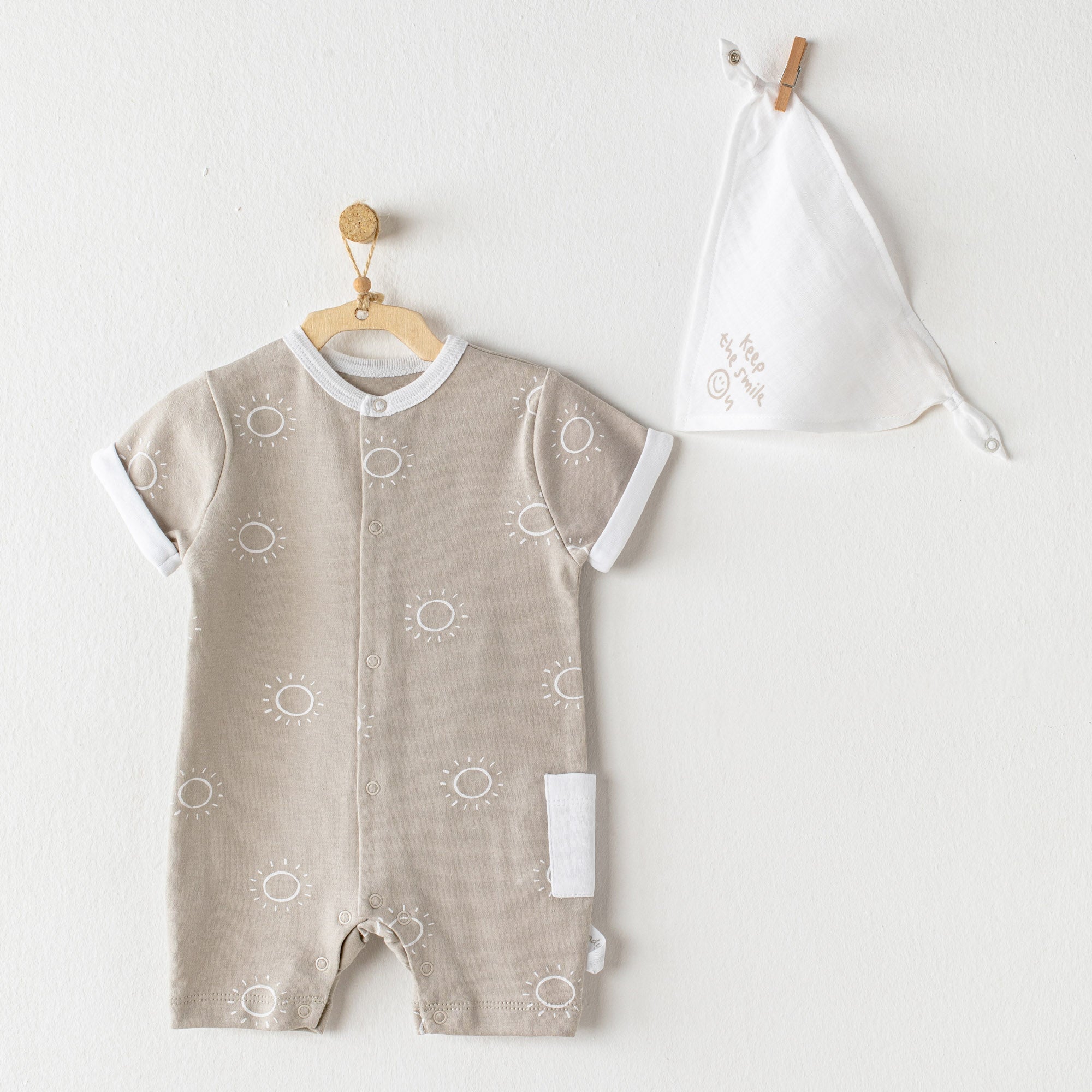 Sunshine Cotton Romper & Matching Bib - Sunshine Cotton Romper & Matching Bib - 1-3 Months - Andywawa - Melymod